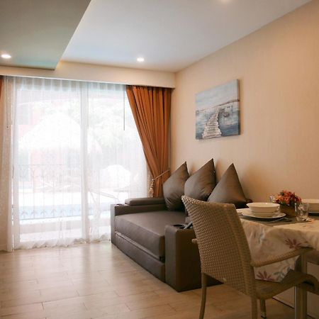 Seven Seas Pattaya Poolside Room ห้องติดสระ Jomtien Beach Extérieur photo
