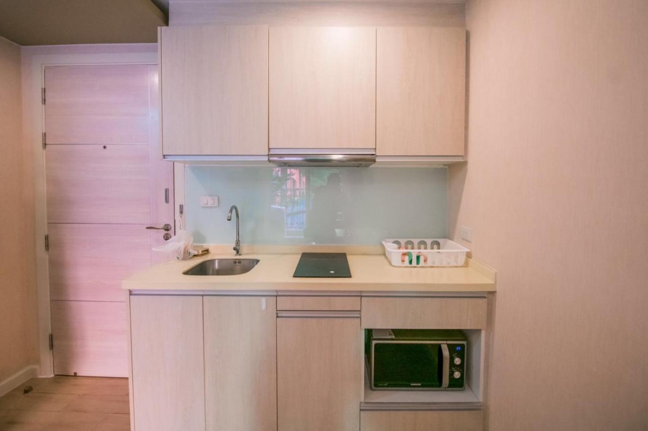 Seven Seas Pattaya Poolside Room ห้องติดสระ Jomtien Beach Extérieur photo